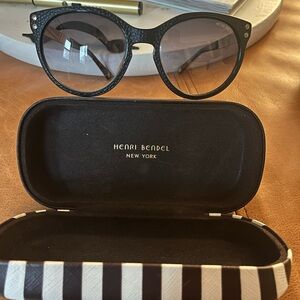 Henri Bendel Black Sunglasses